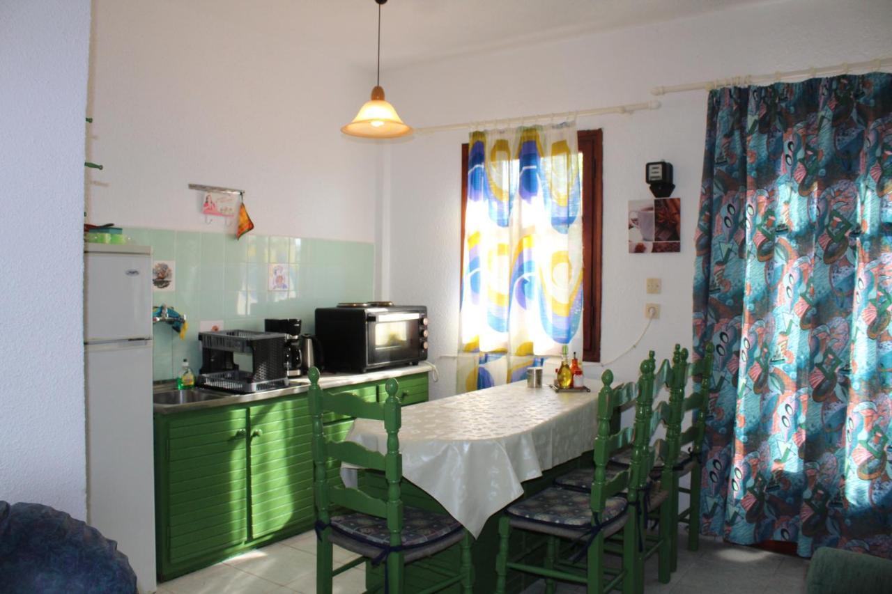 Nikos Seaside Apartments Litheres Экстерьер фото