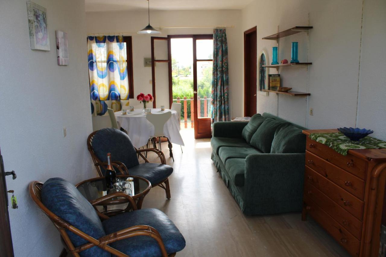 Nikos Seaside Apartments Litheres Экстерьер фото